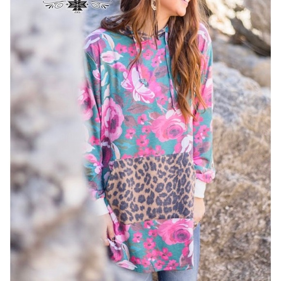 🚂Crazy Train Spring Dreamy Hooded Tunic - Picture 2 of 7